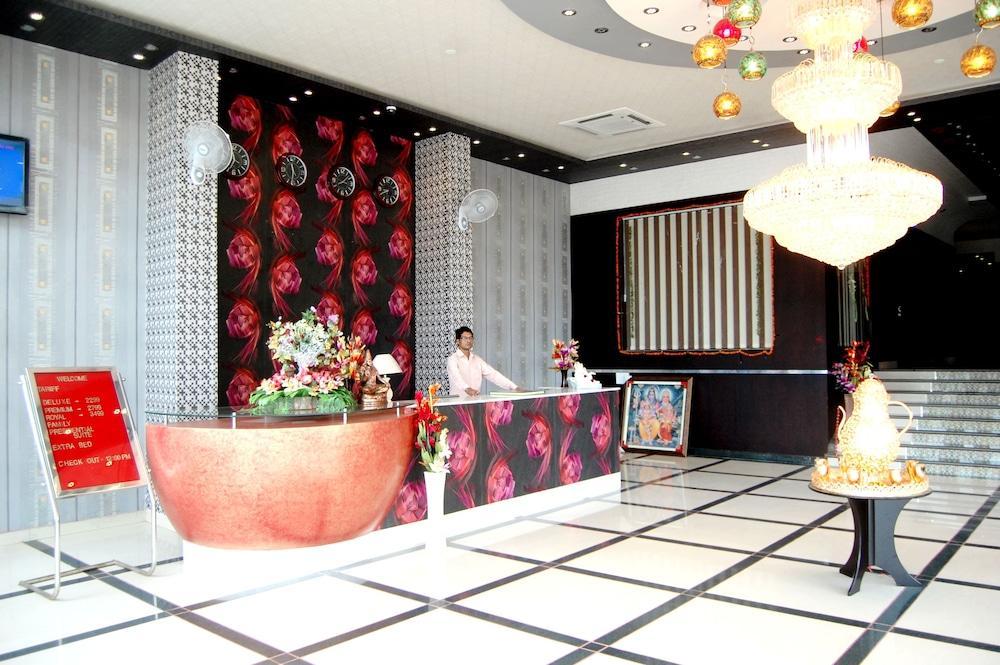 Oaktel Hotel Grand Shiva Near Ganga Ghat Харидвар Экстерьер фото
