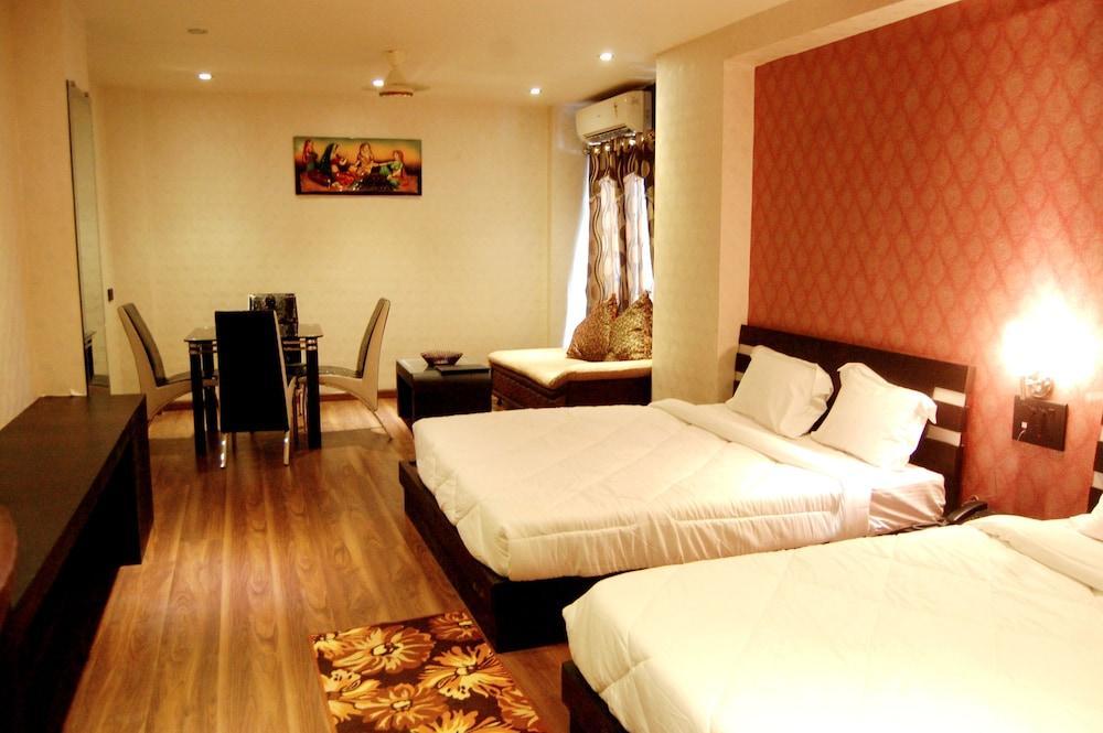 Oaktel Hotel Grand Shiva Near Ganga Ghat Харидвар Экстерьер фото